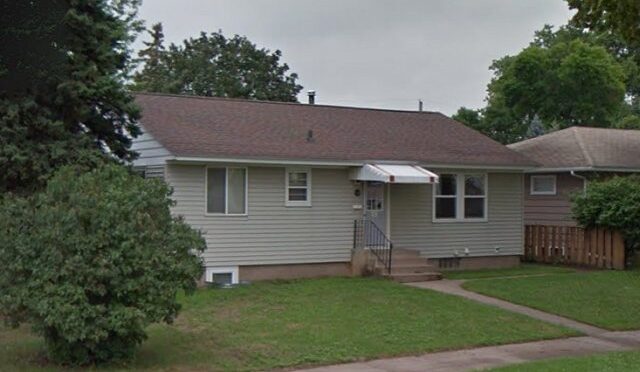 258 E Mark St Winona MN 55987