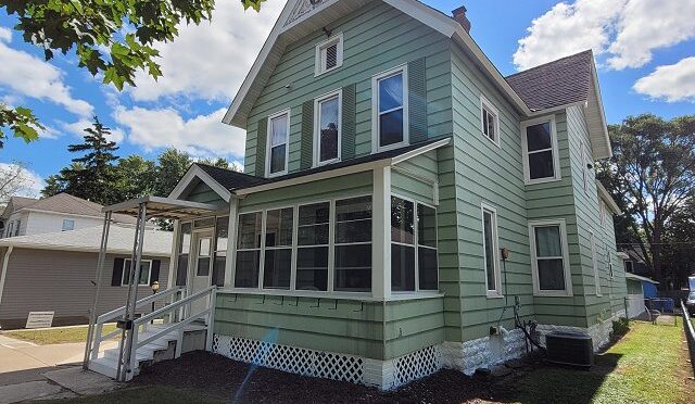 123 E 8th St, Winona MN 55987