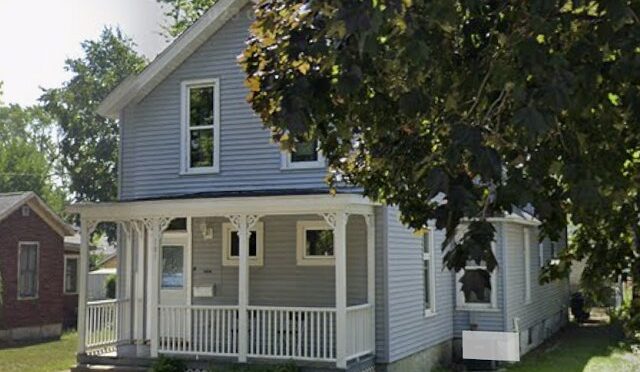 181 E 8th St, Winona MN 55987