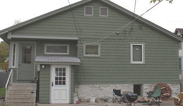 317 W 8th St, Winona MN 55987