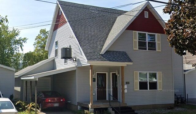 357 W 10th St, Apt 2 Winona MN 55987