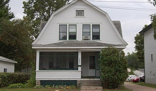 365 Howard St, Winona MN 55987